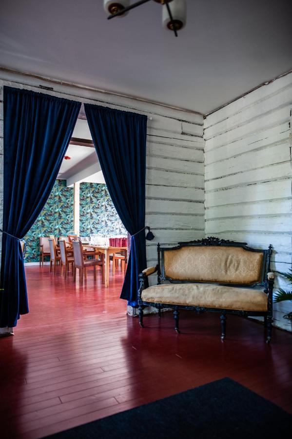 Matkustajakoti Ykspihlaja Hotel